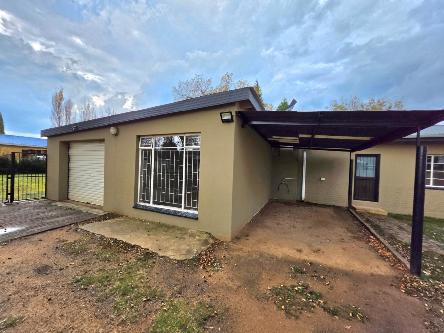 5 Bedroom Property for Sale in Jordania Free State